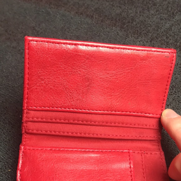 Red trifold wallet great condition - Picture 9 of 13